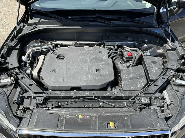 2021 volvo xc60 d4 - afbeelding 22 van  37