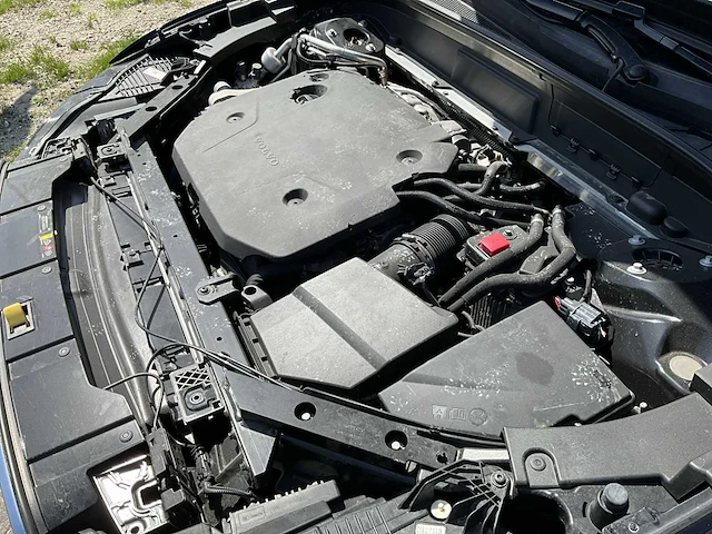 2021 volvo xc60 d4 - afbeelding 24 van  37