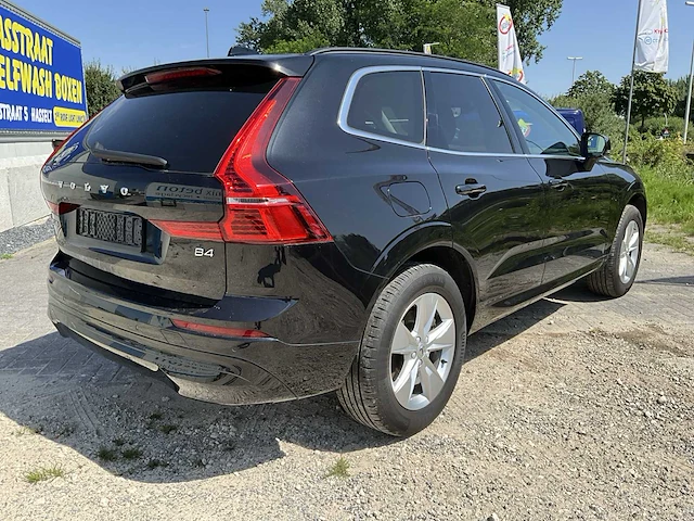 2021 volvo xc60 d4 - afbeelding 33 van  37