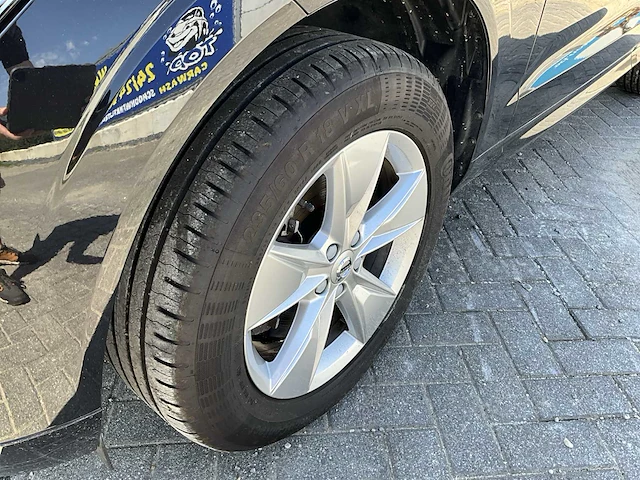 2021 volvo xc60 d4 - afbeelding 37 van  37