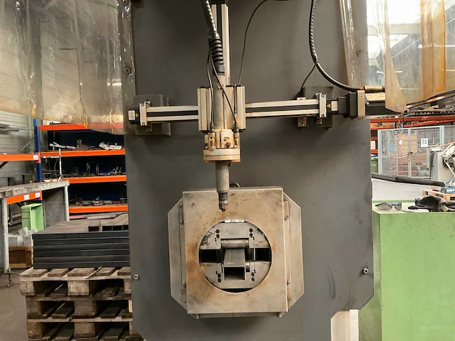 2021 welebil p-cut 220 cnc plasmasnijmachine - afbeelding 11 van  12