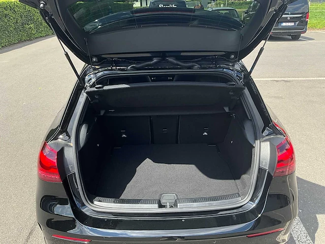 2022 - mercedes-ben a 180 - personenauto - afbeelding 3 van  44