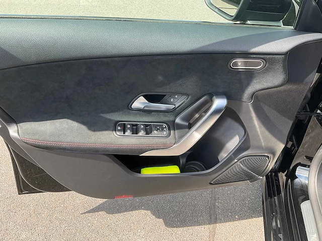 2022 - mercedes-ben a 180 - personenauto - afbeelding 11 van  44