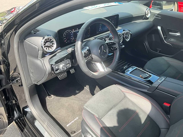 2022 - mercedes-ben a 180 - personenauto - afbeelding 14 van  44