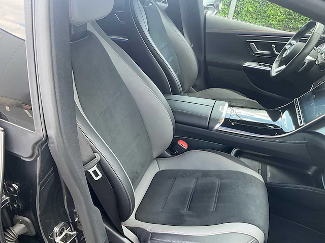 2022 - mercedes-benz eqe 300 - personenauto - afbeelding 15 van  40