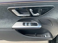 2022 - mercedes-benz eqe 300 - personenauto - afbeelding 16 van  40
