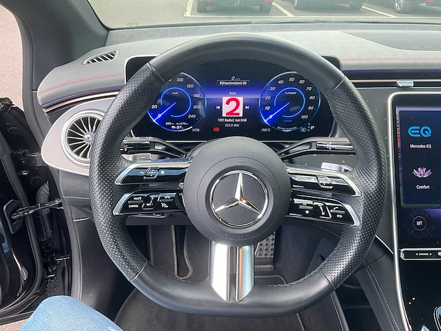 2022 - mercedes-benz eqe 300 - personenauto - afbeelding 26 van  40
