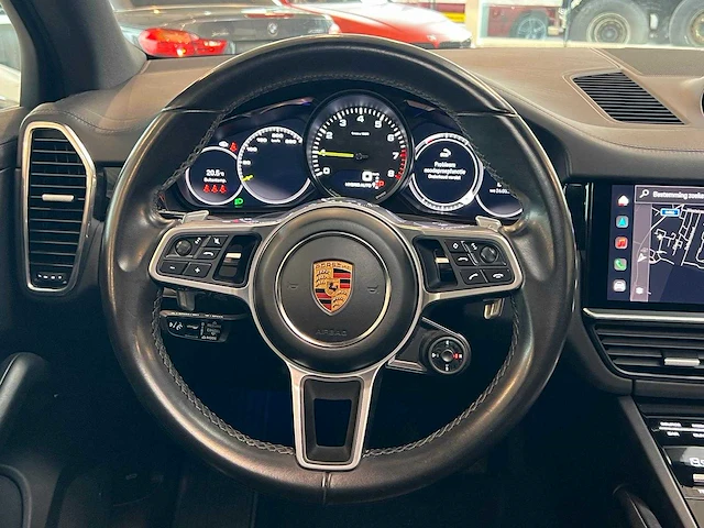 2022 - porsche cayenne e-hybrid - personenauto - afbeelding 3 van  22