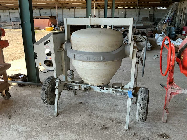 2022 altrad l355/st350 betonmolen - afbeelding 3 van  8