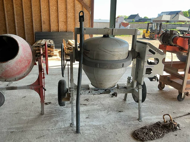 2022 altrad l355/st350 betonmolen - afbeelding 6 van  8