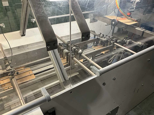 2022 askmore kartonopzetmachine voor topseal schaaltjes - afbeelding 32 van  34
