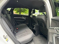 2022 audi 50 e-tron quattro s-line - afbeelding 13 van  30