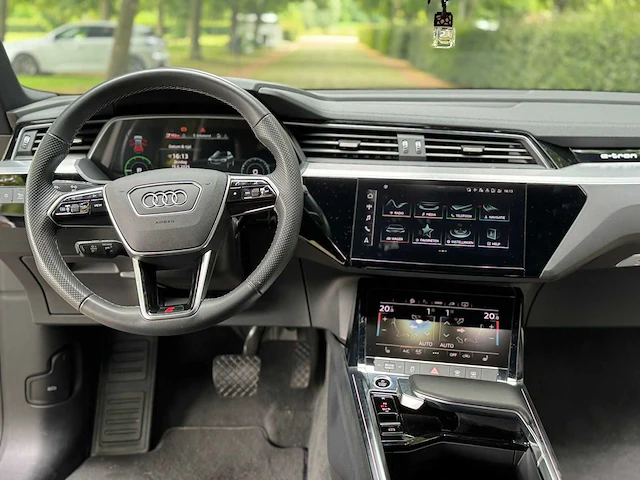 2022 audi 50 e-tron quattro s-line - afbeelding 29 van  30