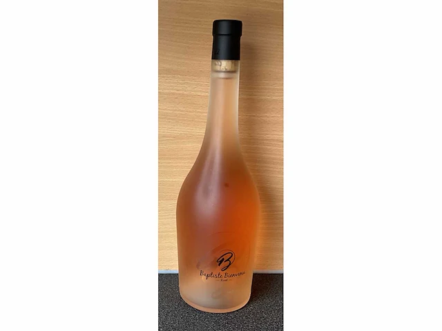 2022 baptiste bienvenu pinot noir rose wijn (70x) - afbeelding 1 van  2