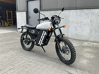 2022 black tea bonfire elektrische brommer