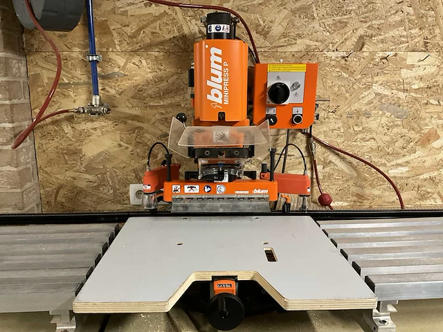 2022 blum minipress p rijboringmachine - afbeelding 10 van  15