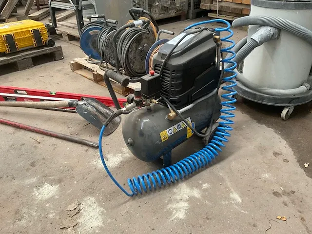 2022 contimac cm 340/8/24 w luchtcompressor - afbeelding 1 van  4