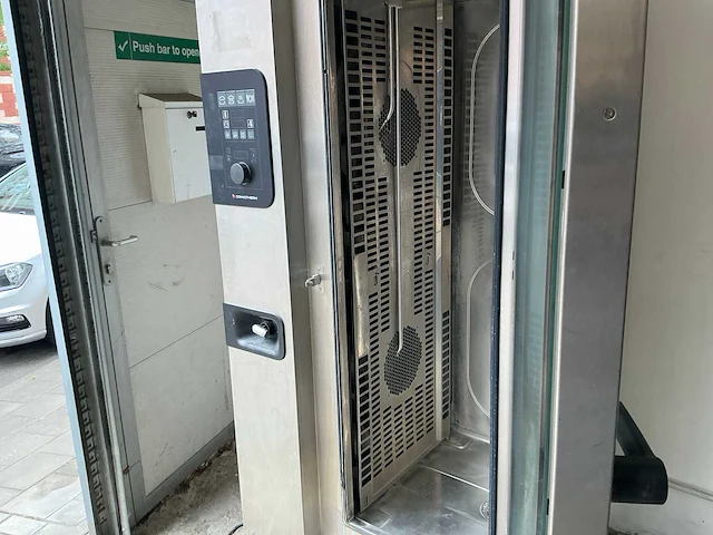 2022 convotherm combi steamer type c4-20g conventionele oven - afbeelding 9 van  18