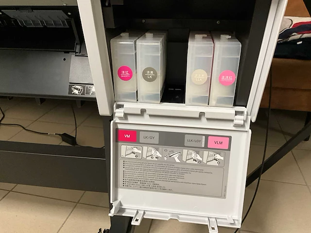 2022 epson dtf pro surecolor p6000 textieldrukmachine - afbeelding 2 van  13