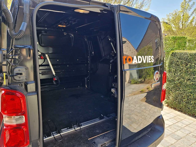 2022 fiat scudo lichte vrachtwagen - afbeelding 9 van  37