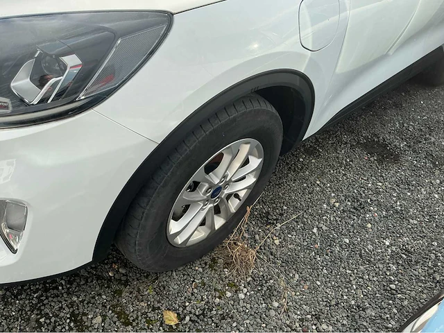 2022 ford kuga hybrid plug in personenauto - afbeelding 19 van  30