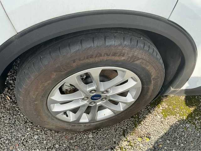 2022 ford kuga hybrid plug in personenauto - afbeelding 20 van  30