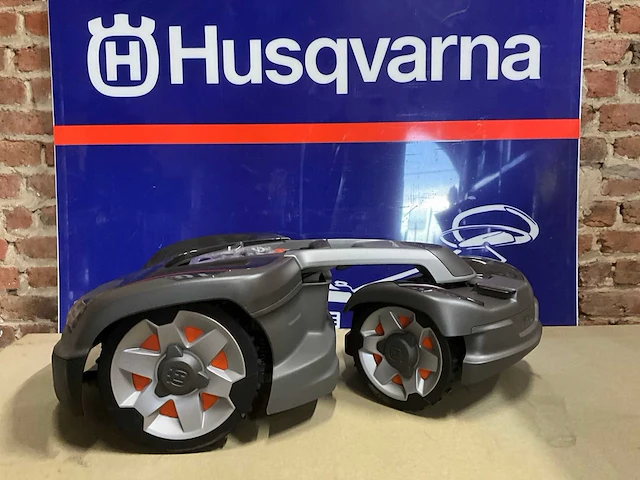 2022 husqvarna 435x awd robotmaaier - afbeelding 1 van  19