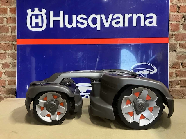 2022 husqvarna 435x awd robotmaaier - afbeelding 12 van  19