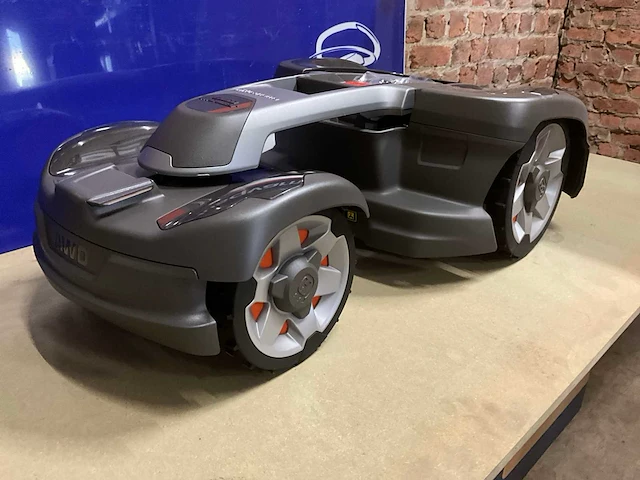 2022 husqvarna 435x awd robotmaaier - afbeelding 14 van  19