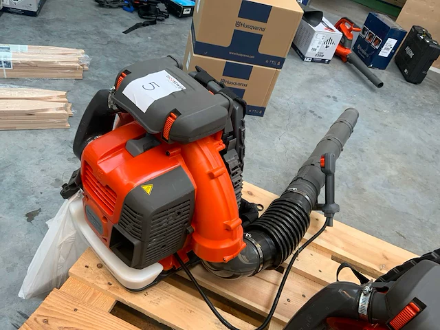 2022 husqvarna 580bts bladblazer - afbeelding 1 van  6