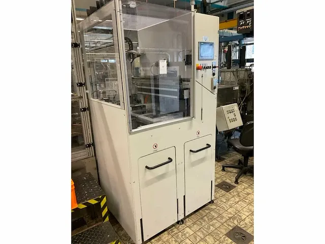 2022 ief werner variostack 46w pick & place robotstation - afbeelding 4 van  11