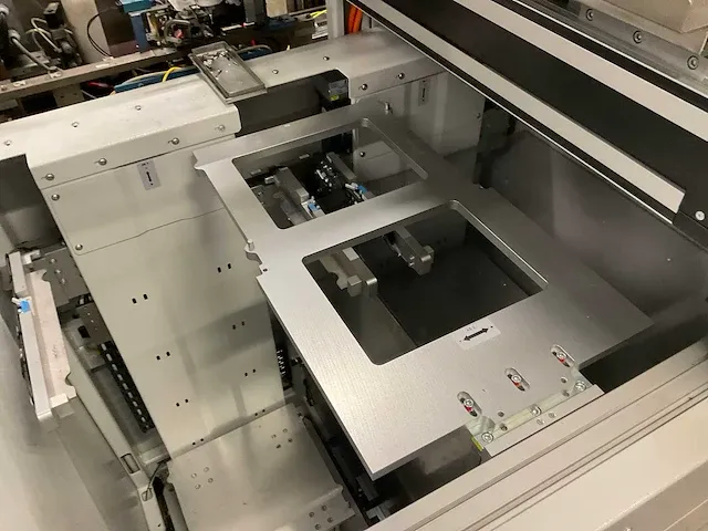 2022 ief werner variostack 46w pick & place robotstation - afbeelding 9 van  11
