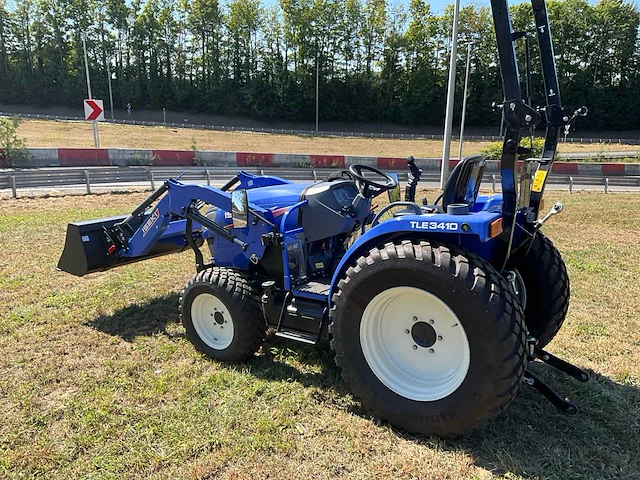 2022 iseki tle3410 minitractor + frontlader - afbeelding 19 van  25
