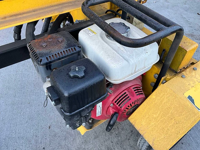 2022 jo mooie ls34 houtsplijter - afbeelding 12 van  15