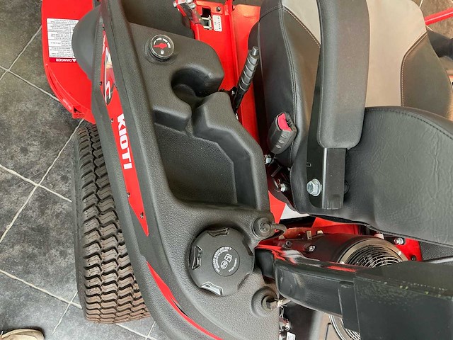 2022 kioti zitmaaier/ zero turn mower zitmaaier - afbeelding 3 van  16