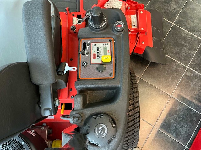 2022 kioti zitmaaier/ zero turn mower zitmaaier - afbeelding 6 van  16