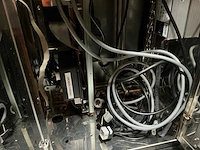 2022 kroketmuur met sausdispenser - afbeelding 15 van  22