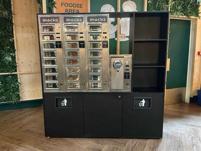 2022 kroketmuur met sausdispenser - afbeelding 12 van  22