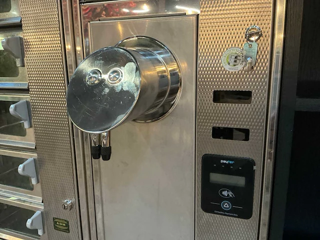 2022 kroketmuur met sausdispenser - afbeelding 22 van  22