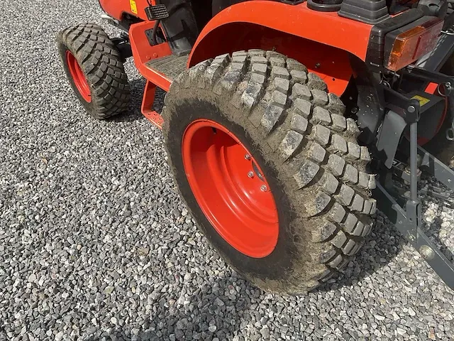 2022 kubota b1-241 tuintractor - afbeelding 11 van  26