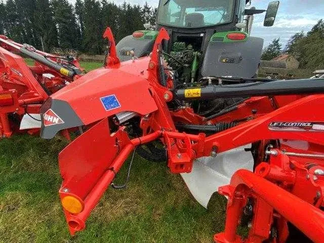 2022 kuhn fc 9330 d-ra lift control vlindermaaier / schijvenmaaier - afbeelding 31 van  45