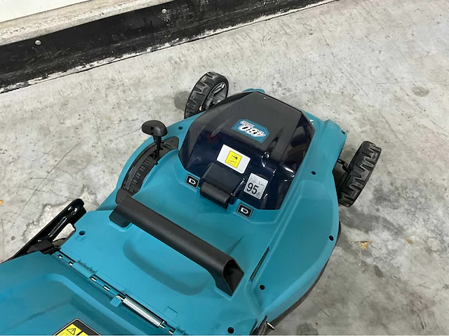 2022 makita dlm480ct2 grasmaaier - afbeelding 2 van  11