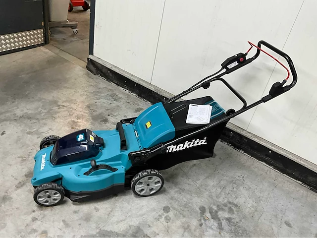 2022 makita dlm480ct2 grasmaaier - afbeelding 5 van  11