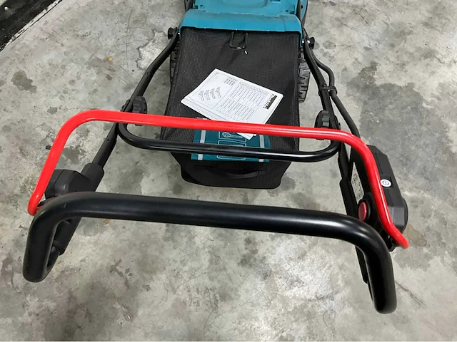2022 makita dlm480ct2 grasmaaier - afbeelding 11 van  11