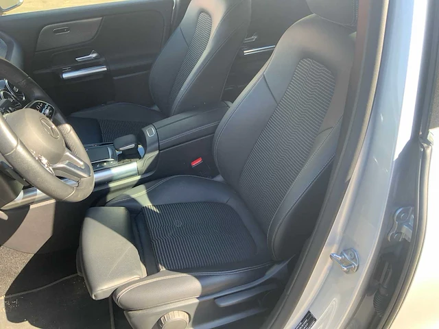 2022 mercedes-benz gla 250e personenauto - afbeelding 4 van  25