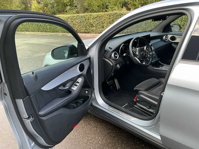 2022 mercedes-benz glc 300de 4matic personenauto - afbeelding 18 van  30
