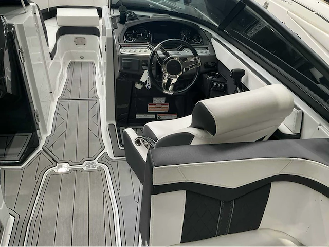 2022 monterey bowrider 258ss sportboot - afbeelding 2 van  39