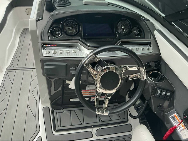 2022 monterey bowrider 258ss sportboot - afbeelding 3 van  39