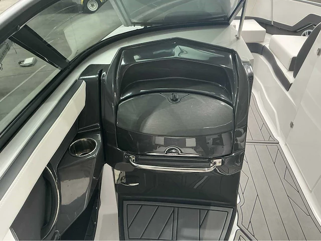 2022 monterey bowrider 258ss sportboot - afbeelding 6 van  39