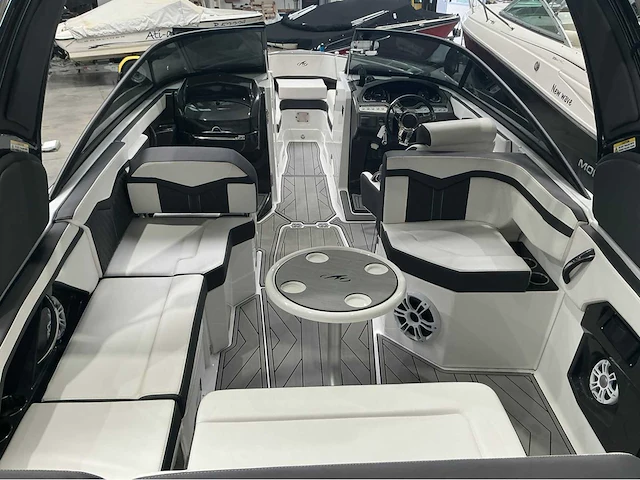 2022 monterey bowrider 258ss sportboot - afbeelding 15 van  39